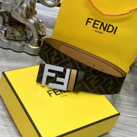 Fendi 芬迪 专柜同款 宽4.0Cm 双环正反用腰带 Ff按钉搭扣 土黄色Cuoio Romano皮革材质 反面面料带有烟草黄和黑色Ff图案 黑色珐琅金属饰 - 点击图像关闭