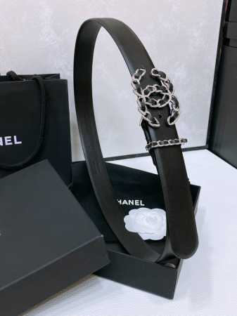Chanel 24C 链条 牛皮黑 Logo搭扣 黄铜金属 进口胎牛皮平纹带身 饰有Cc小Logo手感柔软 细腻 3.0Cm - 点击图像关闭