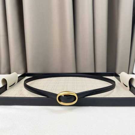 特P150。Ysl早春新款，细腰带，装饰感极强！1.5Cn - 点击图像关闭