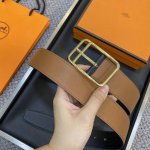 爱马仕 Hermēs Box/Togo小牛皮双面腰带，镀钯腰带扣。38毫米