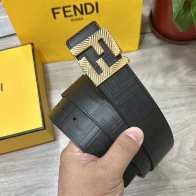 图片包装+10 Fendl 芬迪 宽40Mm双面原版小牛皮 搭配单钌钯电镀扣 完美的手感.油边 出众的设计.风格 高贵奢华 时尚大方 高清实拍 货真价实 品质保