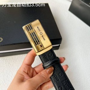 特 品牌：万宝龙新款进口小牛皮，手感细腻柔软。搭配纯钢自动精品钢扣，男士必备！宽度：3.5Cm