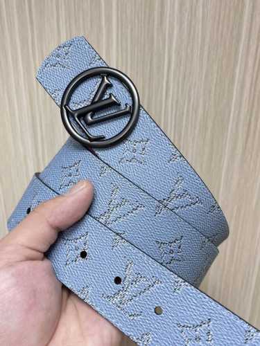 4.0当季新款 一面进口小牛皮 一面进口帆布印花 可双面用 搭配精品扣头 实物实拍