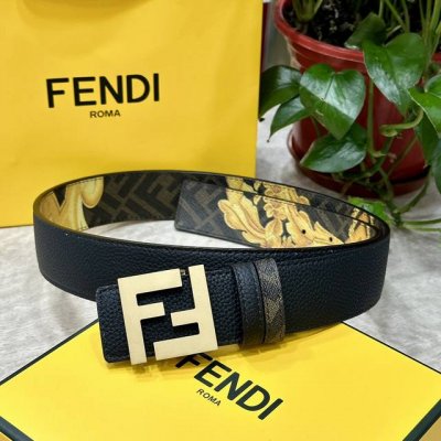 特 片装1 Fendi 芬迪 专柜同款 宽4.0Cm 双环正反用腰带 Ff按钉搭扣 黑色cuoio Romano皮革材质 反面面料带有烟草黄和黑色ff图案 四方
