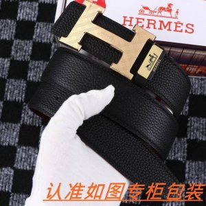男士腰带：爱马仕 原单 男士皮带：百分百头层牛皮，保证真皮。24K纯钢扣双面可用专柜同等质量， 送人自用首选 包装： 请认准如图专柜包装，赠送打孔器，银联发票，