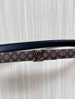 2.0宽帆布印空白花，黑色小牛皮起鼓，一尖一方尾。达配精品黑胶扣头。