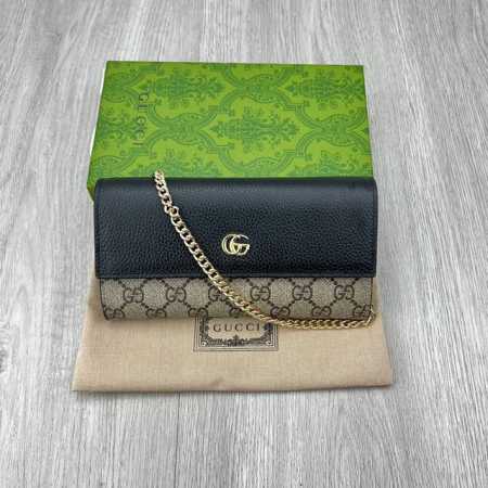 颜色 黑 粉尺寸 19X10Gucci新品！采用进口牛皮，进口线，新款Ophidia系列 采用意大利进口小牛皮，配以经典双G五金，新的式样和轮廓托的新作登场了。 - 点击图像关闭