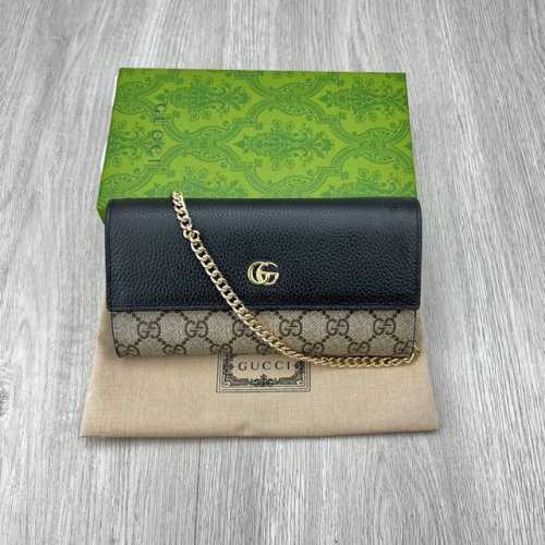 颜色 黑 粉尺寸 19X10Gucci新品！采用进口牛皮，进口线，新款Ophidia系列 采用意大利进口小牛皮，配以经典双G五金，新的式样和轮廓托的新作登场了。