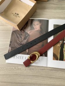 Coach蔻驰 高品质 3.0Cm 高真空电镀五金 ，可双面使用 男女同款腰带 配备专柜装礼盒