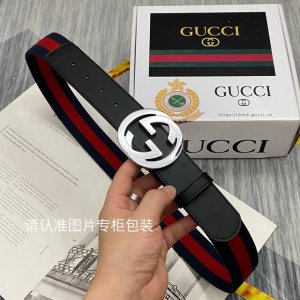 品牌：Gucci、、古、、奇 原单： 皮带腰带：单面使用专柜质量、百分百头层牛皮、条纹布、送人自用首选、保证真皮 包装：请认准图片专柜包装、送打孔器 全套包装