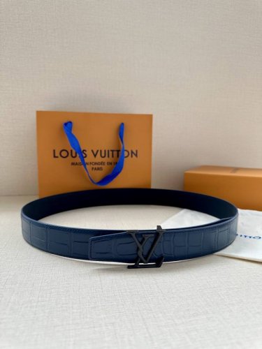 louis Vuitton 采用进口头层牛皮压鳄鱼肚皮搭配精致电镀钢扣头.底皮原版头层牛皮宽3.5Cm做工精细，百搭，上身超好，品质一流 一件代发