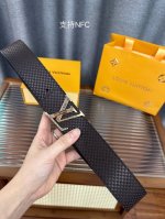 特P190 顶级复刻 【Louis Vuitton】：纯钢精品雕花，经典原单品质，配小米格进口牛皮，精工制作，细节看图，实物拍摄，宽度4.0Cm