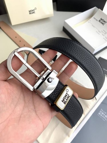 品名：万宝龙.Montblanc原单 型号：针扣，原版经典精品针扣，实物拍摄，头层牛皮 材料：百分百头层牛皮，保证真皮。双面可用专柜同等质量，带身经典荔枝纹头层