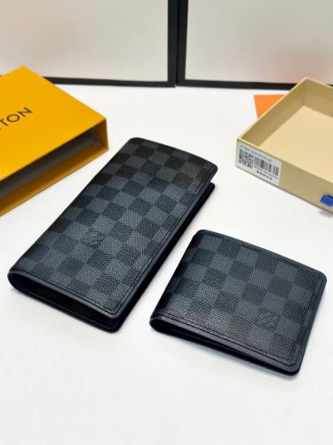 短 长 颜色 黑格蓝尺寸 长19X10短12X10Lv官网同步经典款！超精细手工，信用卡槽 存放纸币和票据，可存放现金的带撑板隔层