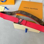 特 L0Uis Vuitt0N 今季新品 驴家女士原單腰帶 寬度30毫米 定制经典帆布面料搭配小荔枝纹小牛皮底 全新开模双层间色新款五金 可双面佩戴 多色可选。