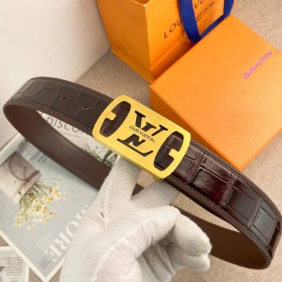 Lv 特种皮腰带系列 ，原厂五金精品不锈钢扣 手感柔软舒适 宽3.8Cm。