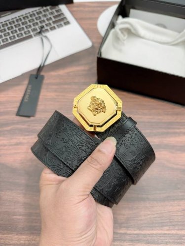特 范思哲原单，宽4Cm进口热压纹路头层牛皮配专用皮底。912088
