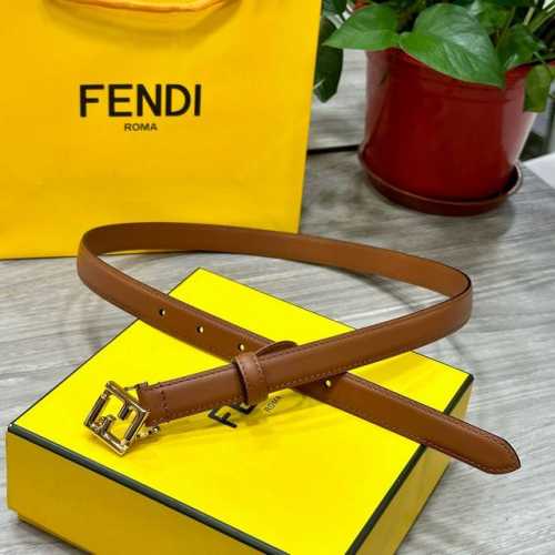 Fendl 芬迪 女士腰带 宽20Mm，原单进口小牛皮，搭配原单钌钯电镀F扣，手感.油边近乎完美，原产皮料定制，质感无可挑剔，出众的细节，高清实拍，货真价实，品