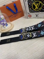 品名：Lv..路易..威登原单 材质：原单牛皮腰带 百分百头层牛皮腰带保证真皮，24K纯钢扣，专柜原单品质、做工精细，时尚大牌，送人自用首选 包装： 请认准如图