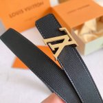 配全套包装礼盒女款 Lv 驴牌：经典单原品质，搭配经专典柜扣宽度2.0，高端大氣，头层牛皮，欢迎砸单、