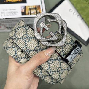 皮带：古奇.Gu...Cci原单 镶钻 腰带：百分百头层牛皮，保证真皮，24K镶钻纯钢扣双面可用专柜同等质量， 送人自用首选 包装： 请认准如图专柜全套礼盒包装