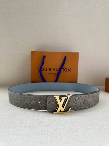 4.0宽:Lv官网同步进口荔技皮压花 搭配不锈钢经典挂扣 可双面使用