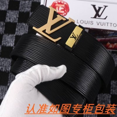 男士腰带：Lv 路易斯登 原单 男士皮带：百分百头层牛皮，保证真皮。24K纯钢扣双面可用专柜同等质量， 送人自用首选 包装： 请认准如图专柜包装，赠送打孔器，银