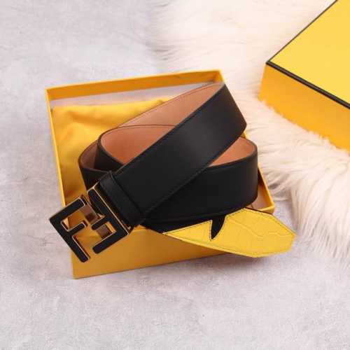 Fendi 芬迪 专柜同款 宽38Mm 标志造型宽皮带。原版ff扣，进口原版小牛皮制成，镀金表面金属制品。男士休闲商务款，奢华时尚，品质保证。