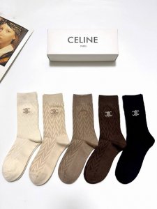 配包装 DDD 一盒5 双 DDD Celine 赛琳 经典字母Logo 羊绒混纺 中筒袜 ，Ins超火爆配色 ，超级软糯亲肤，潮人必备 ，个性时尚百搭款，你值