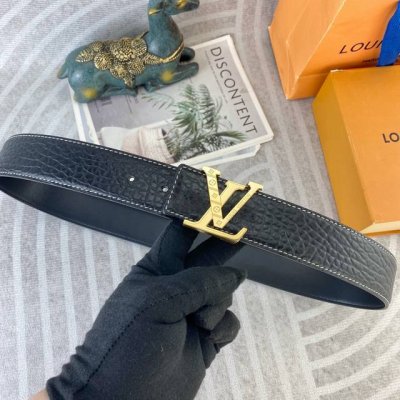 lv 特种皮腰带系列 ，原厂五金精品不锈钢扣，手感柔软舒适 宽3.8Cm。