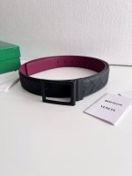 特 Bv 新款男士编织腰带 双面用 纯手工intreccio大格子编织 双面意大利小牛皮搭配枪色可旋转方形扣 正面有标识 宽度35Mm 颜色: 午夜蓝 波尔多