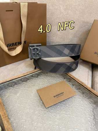 Burberry 博柏利原厂进口皮料，格纹 牛皮 品质毋庸置疑 没有更好 只有最好 宽度4.0Cm 内置Nfc正品芯片感应验证 - 点击图像关闭