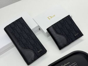 短 长 Dior D17 D21颜色 黑色 尺寸 长17.5*X8.5 短12X11 Dior新款火爆登场！官网同步，精湛手工制作，实物拍摄，男女均可使用