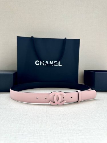 宽度3.0Cm Chanel 香奈儿 进口柔软小牛皮纹路清晰五金配件金 银色 金属磨胶钢扣。