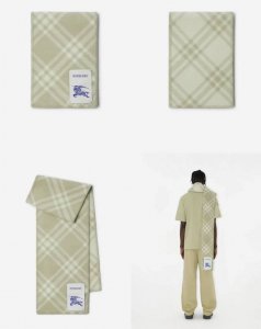 新色到货 全智贤同款 手感好版本品质 这个版本属于加强品质 在原版的原料上做了一个提升 手感比原版好太多 蓬松度不变 更适合贴肤使用 经典大标设计 满屏的品牌元