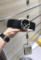 配送专柜包装 特批新款 Fd 宽40Mm 标志造型宽皮带。钉扣式带扣。进口小牛磨砂制成，原版浮雕纯手工绘黑色咖啡色Ff 图案，非市场电脑喷印平平没凹凸质感，支持