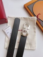 特 Ferragamo.菲拉格慕 全套包装 宽度3.5Cm 高级定制款男士皮带 双面进口牛皮 可双面使用 自行选择搭配 真材实料 很有质感 时尚经典不失风范 搭