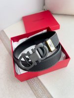 品名：Ferrgamo..菲拉格慕 腰带自动带 皮带 型号：自动扣，纯钢材质自动扣，头层牛皮，自动带身 材料：百分百头层牛皮，保证真皮。24K纯钢扣专柜同等质量