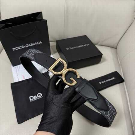 Dg，宽4.0Cm Dolce&Gabbana 全新小牛皮腰带，满载干练态度。滚轴针扣搭扣尽显巧思 - 点击图像关闭