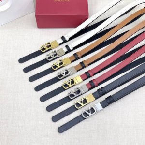 Cm 华伦天奴腰带，双面头层牛皮，长度：75.80.85.90.95.100.105.欧，转动五扣原版开模定制庆祝]