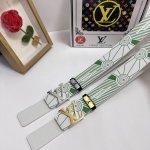 品名：Lv..路易..威登 材质：原单牛皮腰带 百分百头层牛皮腰带保证真皮，24K纯钢扣，专柜原单品质、做工精细，时尚大牌，送人自用首选 包装： 请认准如图专柜