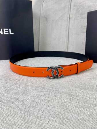 特 宽度3.0Cm Chanel 香奈儿 平纹牛皮金 银 色金属暗印品牌logo磨胶钢扣。 - 点击图像关闭
