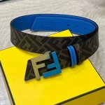 Fendi芬迪专柜同款 宽4.0Cm 双环正反用腰带 Ff按钉搭扣 黑色Cuoio Romano皮革材质 反面面料带有烟草黄和黑色Ff图案 四方满钻金属饰面 时