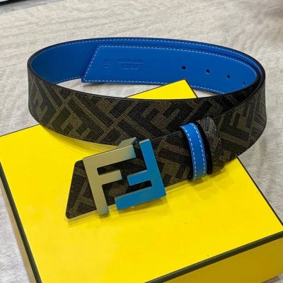 Fendi芬迪专柜同款 宽4.0Cm 双环正反用腰带 Ff按钉搭扣 黑色Cuoio Romano皮革材质 反面面料带有烟草黄和黑色Ff图案 四方满钻金属饰面 时