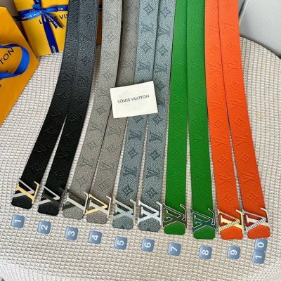 特P190 寬： 40Mm 驢牌Ss男士系列特別限量版與Pou-Up最新聯名合作款 寬度40毫米 奢華與時尚的全新結合 雙荔枝紋顏色與五金顏色相呼應！成為獨特的