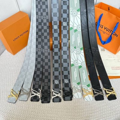 寬度：40Mm Lv Pyrmide Truck L Oeii雙面腰帶 驢家 海外原單代特供 面為進口小牛皮壓飾有最新品牌圖案logo效果工藝 原廠配色柔軟小牛