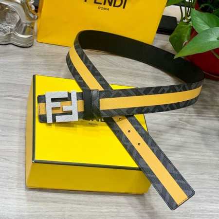 Fendi 芬迪 专柜同款 宽4.0Cm 双环正反用腰带 Ff按钉搭扣 黑色cuoio Romano皮革材质 反面面料带有烟草黄和黑色ff图案 四方满钻金属饰面 - 点击图像关闭
