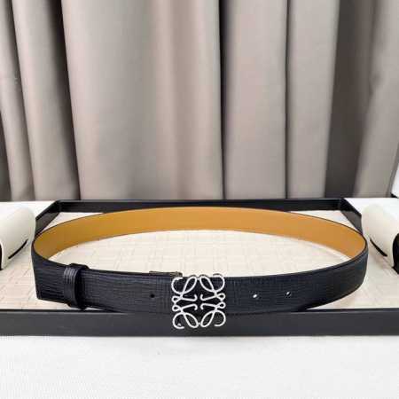 罗意威树皮纹牛皮革 Goya Anagram 腰带 颜色: 黑色 土黄 五金颜色：金，银，烤漆黑 3.0Cm - 点击图像关闭