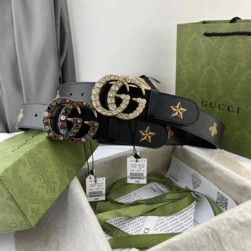 古奇，宽3.8Cm。最新原单意大利进口，Gucci复古标识出自80年代印花，搭配织纹背景，浮雕装饰金属搭扣，条条精美无瑕疵，原厂复刻，做工精细，搭配最新专柜方形
