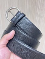 Gucci 当季新款 双面进口原版皮 一面猪皮纹 一面平纹 搭配精品 经典扣 时尚 美观大方 管网同步